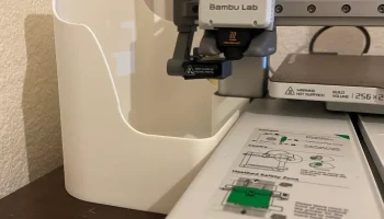 Контейнер для фекалий Bambu Lab A1 с магнитами......... 1