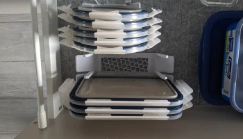 Держатель крышки Tupperware 1