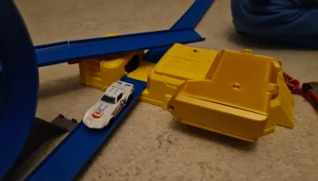Коробка Hotwheels 18650cell Turbo