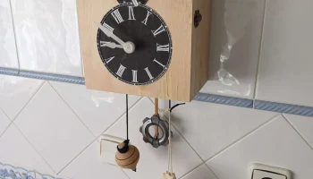 Маятниковый часовой механизм 2