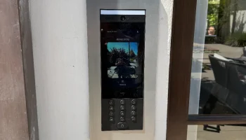 Ubiquiti Интерком для скрытого монтажа 6