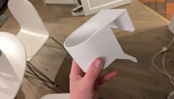 Прижимной подстаканник для кровати IKEA Kura 2
