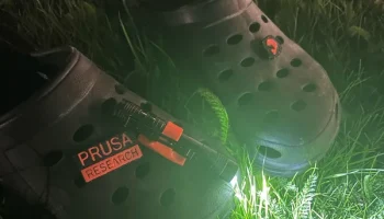 Фонарный кронштейн для кроссовок Crocs 1