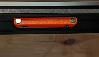 Магнитное крепление дверной ручки RatRig v-Hive...... Магнитное крепление дверной ручки RatRig v-Hive......