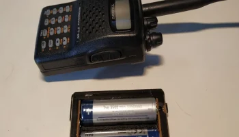 Батарейный чехол Yaesu FT60 для защищенного 18650 1