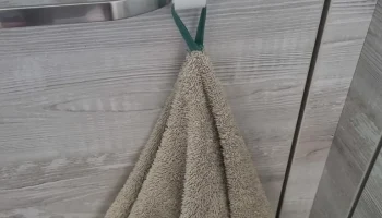 Крючок для кухонного полотенца