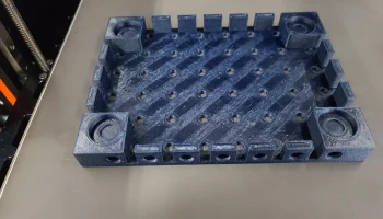 Магнитная модульная перфорированная доска 6X8...... 1