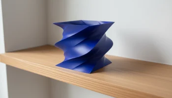 Nova Vase