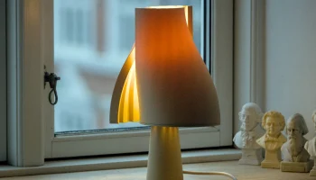 Lamp V12