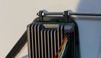19-дюймовый стоечный Raspberry Pi + OLED и кнопка + SSD +... 4