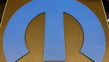 Большой MOPAR M... и циферблат? Большой MOPAR M... и циферблат?