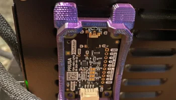 Держатель GPIO Hackerboard с захваченными магнитами......... 1