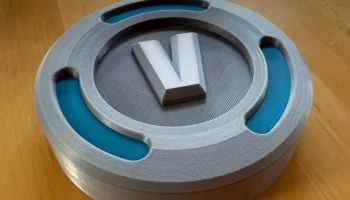 Футляр для подарочных карт Fortnite V-Bucks 1