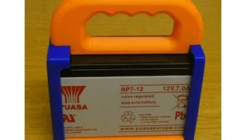 Держатель батареи 12 В 4