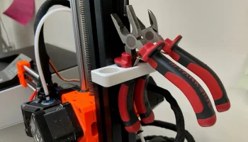 Держатель инструмента Z mount 3030 с поворотным замком 1