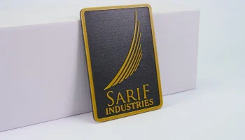 Магнит с логотипом Deus Ex Sarif Industries