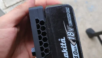 Крепление аккумулятора Makita 18 В для сотовой стены 2