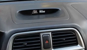 Impreza 2002-2005 года, замена 1,3-дюймовых oled-часов Impreza 2002-2005 года, замена 1,3-дюймовых oled-часов