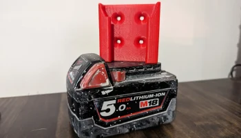 Держатель батареи Milwaukee M18 без зажима