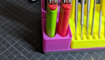 Блок Gridfinity для двух зажигалок BIC. 2