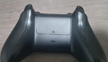 Специальный чехол для батареи для контроллера Xbox One 9