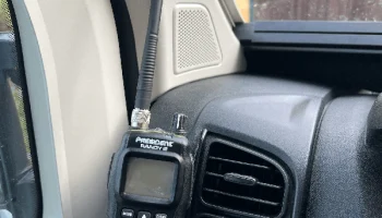 Автомобильный держатель Baofeng Ducato // Держатель ради... 2