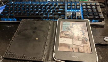 Kobo Clara BW и Color - Детали корпуса для электронной к...
