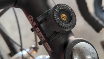 База, совместимая с Quad Lock 1