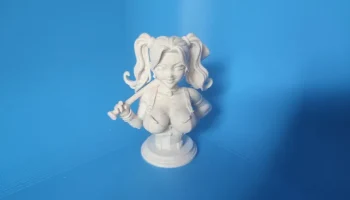 Сексуальная скульптура Харли Квинн 1