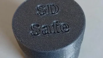 Безопасный контейнер для SD-карты 0
