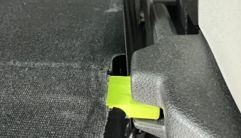 Подвесной держатель для сетки багажника Peugeot Rifter, ... 1