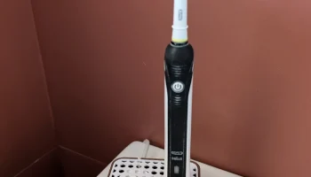 Двойная подставка для скрытого зарядного устройства Oral-... 9