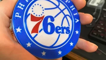 Магнит с логотипом Филадельфии 76ers......