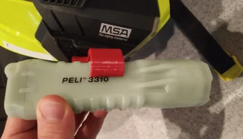 Подставка Peli 3310 для шлемов пожарной службы MSA 4