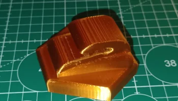 Магнитная вешалка 6