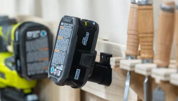 Держатель батареи RYOBI 18V ONE+