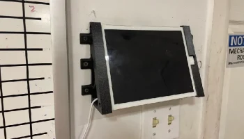 Настенное крепление для iPad для часов