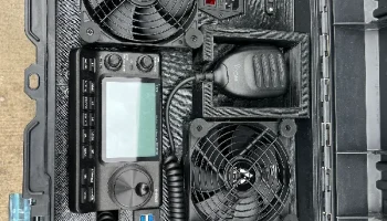 ICOM IC-7100 в коробке Dewalt TStak