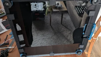 Магнитные зажимы нижней панели Voron...... 2