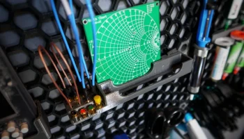 Держатель испытательной платы NanoVNA и RF для HSW.......... 3