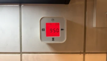 IKEA KLOCKIS Магнитное настенное крепление 2