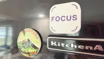 Focus Brick: магнитная метка NFC для экрана телефона........ 1