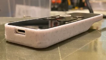 Чехол Apple TV Remote AirTag 2