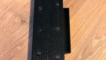 Держатель рабочей пластины Prusa Core One 6 с ручкой, маг... 1