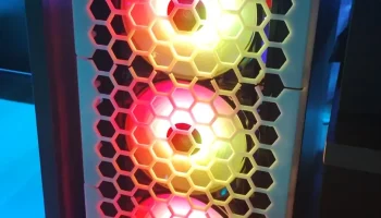 Передняя панель DeepCool Matrexx 50 с сотовой сеткой Передняя панель DeepCool Matrexx 50 с сотовой сеткой