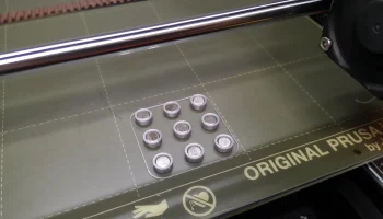 Magnetischer Schl&uuml;ssel-/USB-хелтер 3
