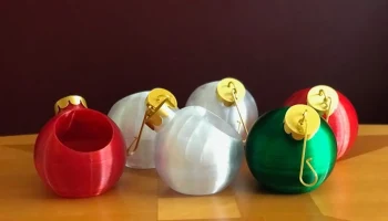 Блюдо из конфет с рождественским орнаментом... 1