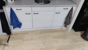 Маленький крючок для полотенца