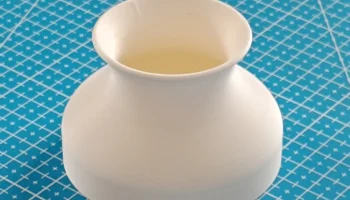 Горшок с луком и чесноком 1