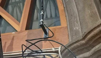 Держатель антенны для приемника микрофона УВЧ